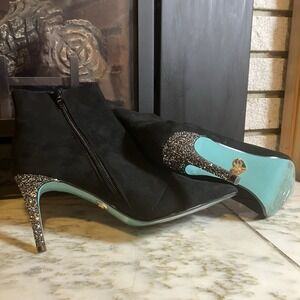 Blue By Betsey Johnson Black Ankle Booties Sz 8 W/ Stiletto Glitter Heel Pointed